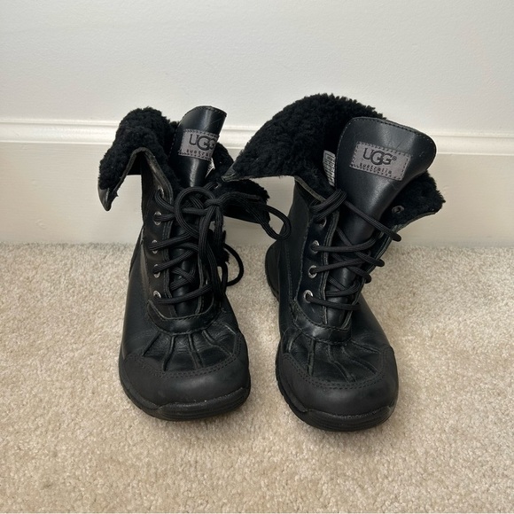 Ugg Butte Toddler Size 2 Snow Boots Waterproof Boys Girls - Picture 4 of 9